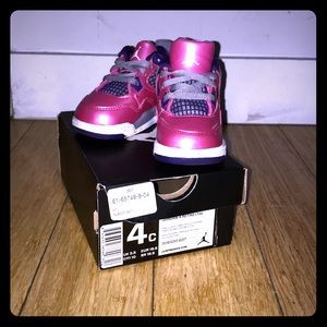 Jordan IV pink 4c